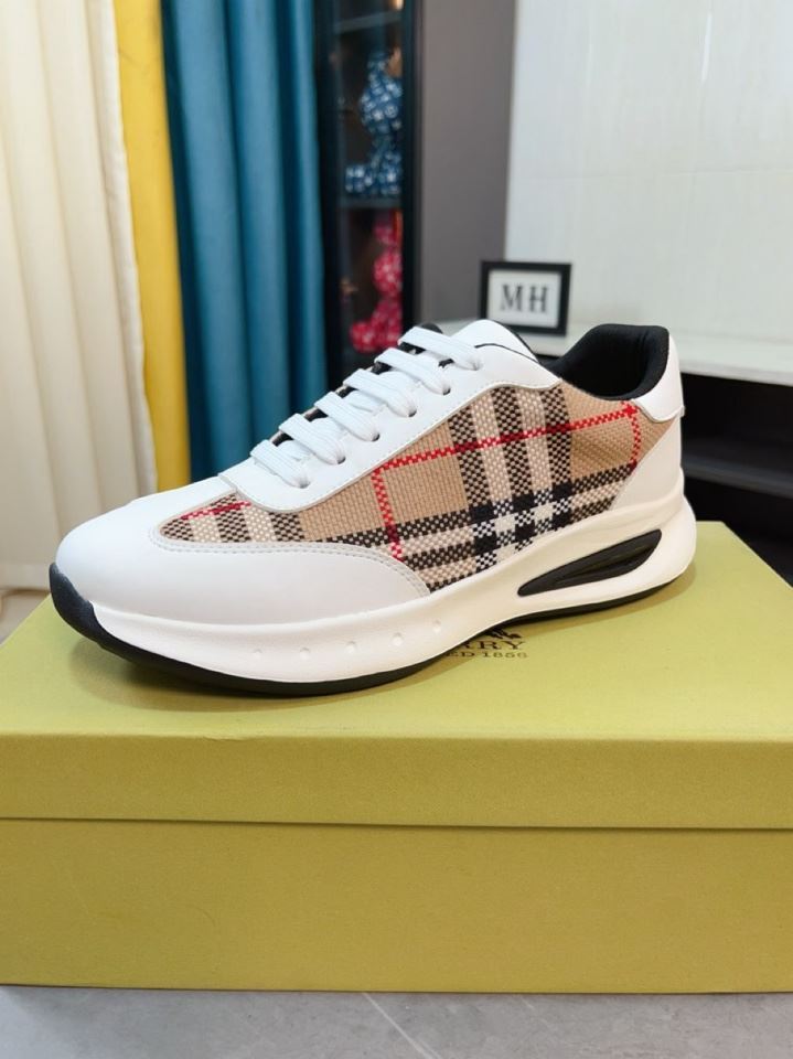 Burberry Low Shoes